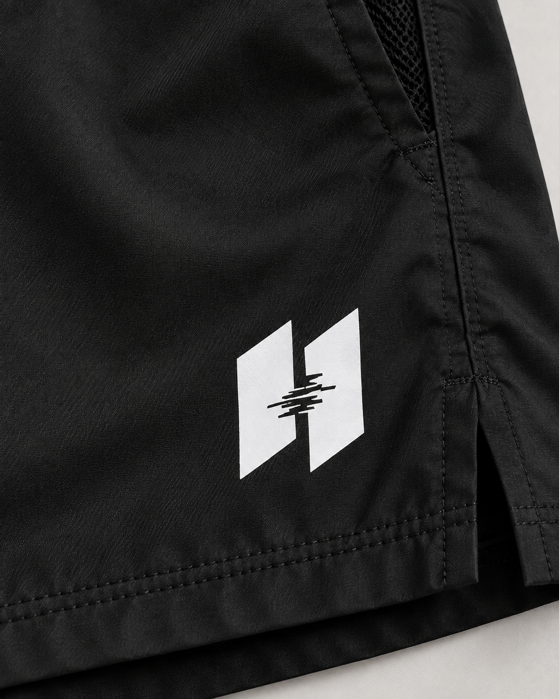 FORM/01 Training Shorts